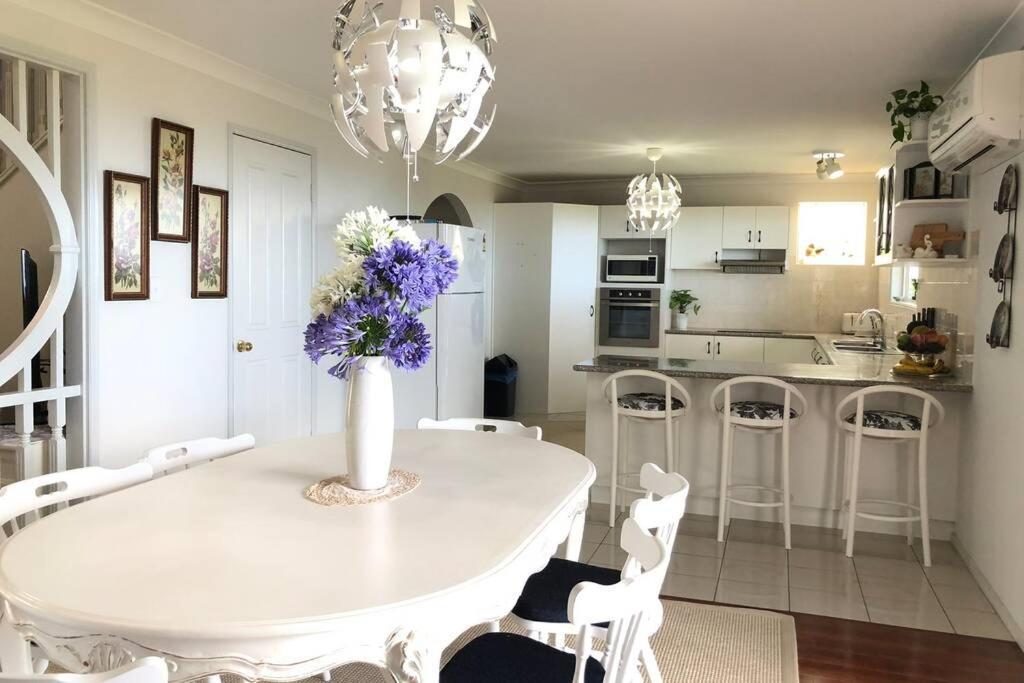 Mountain Living With Ocean Views Vila Mount Tamborine Exterior foto